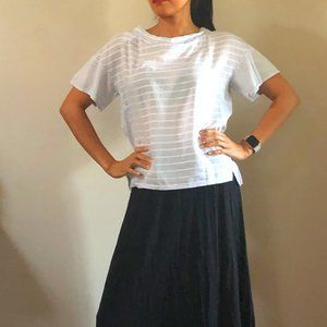 FRESH AND FUN!  SUNAUNA SHORT SLEEVE TOP WITH HORIZONTAL DETAIL ON STRIPE